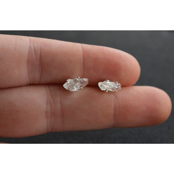 Sterling silver stud earrings, alternative diamond, uncut natural gemsto… - Picture 2 of 4